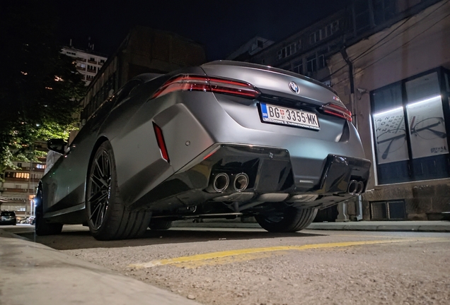BMW M5 G90