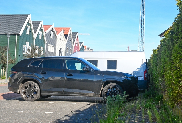 BMW XM G09