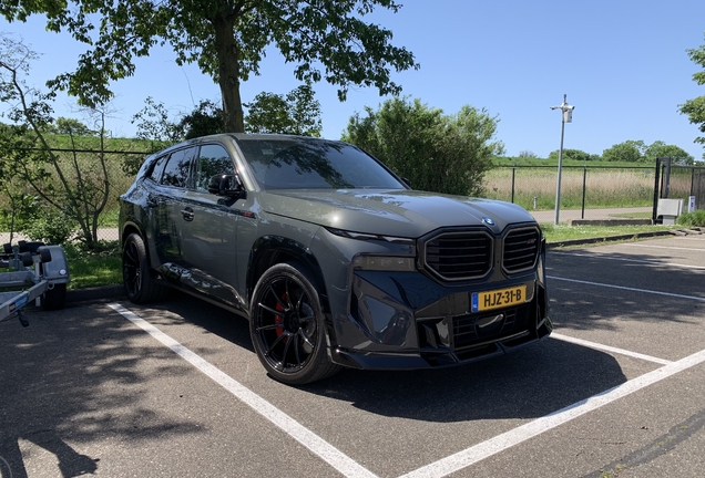 BMW XM G09 Label Red Larte Design