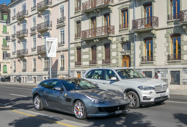 Ferrari GTC4Lusso T