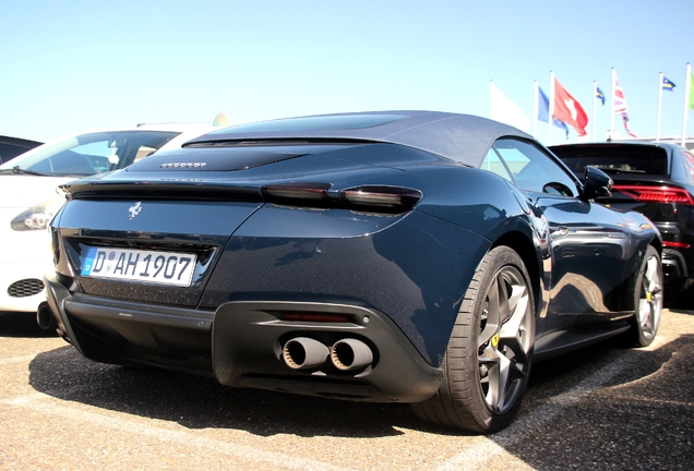 Ferrari Roma Spider