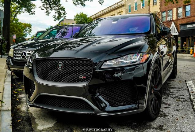 Jaguar F-PACE SVR