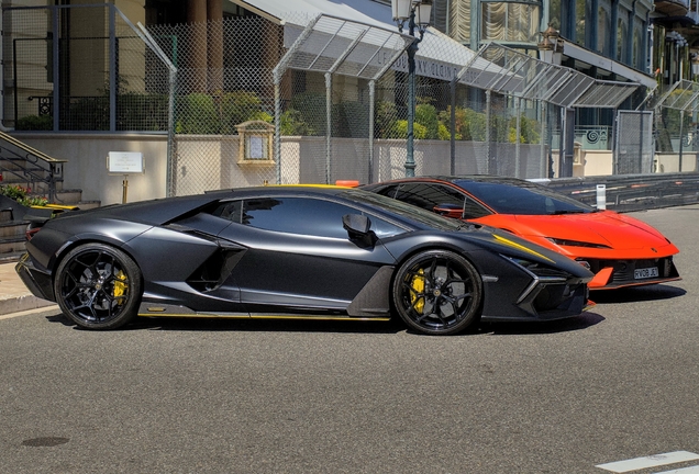Lamborghini Revuelto