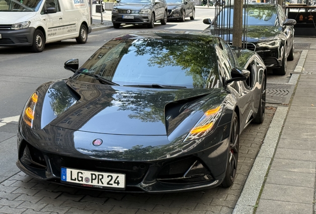 Lotus Emira
