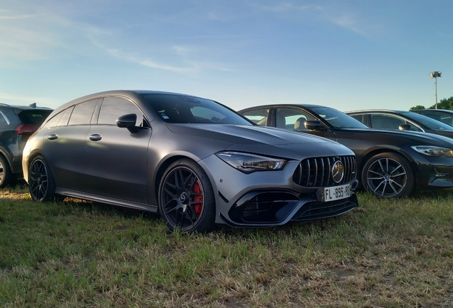 Mercedes-AMG CLA 45 Shooting Brake X118
