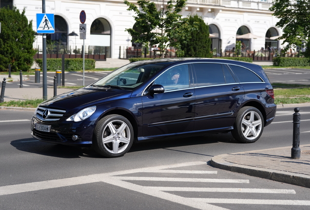 Mercedes-Benz R 63 AMG