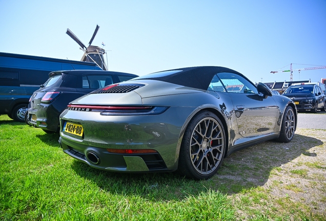 Porsche 992 Carrera 4S Cabriolet MkI