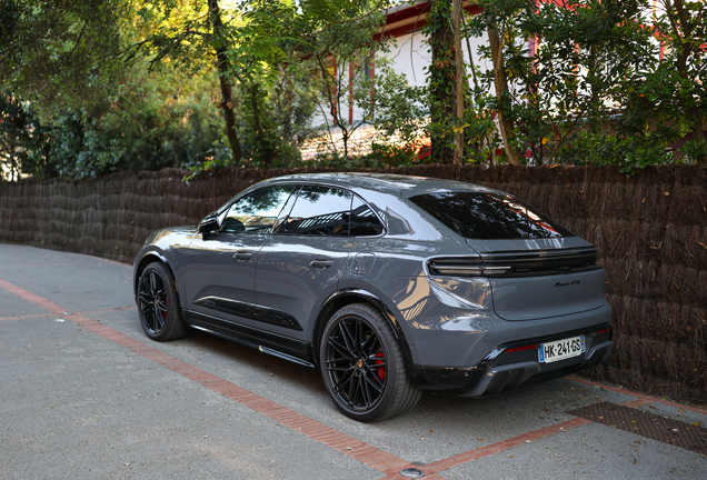 Porsche Macan EV GTS