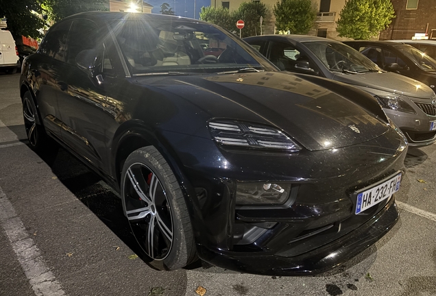 Porsche Macan EV Turbo