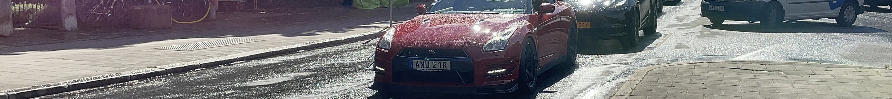 Nissan GT-R 2014