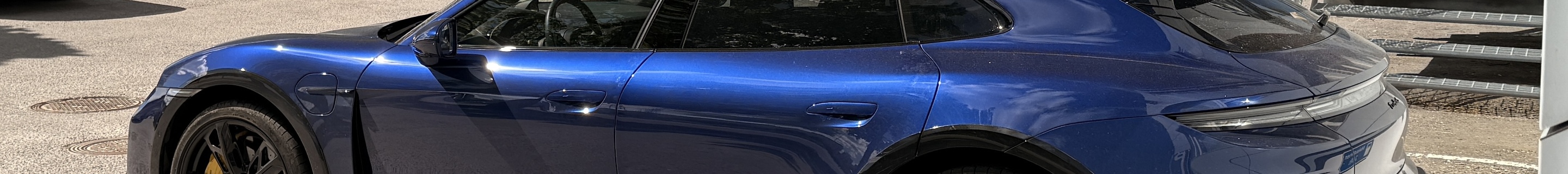 Porsche Taycan Turbo S Cross Turismo MkII