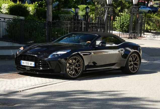 Aston Martin DB12 Volante