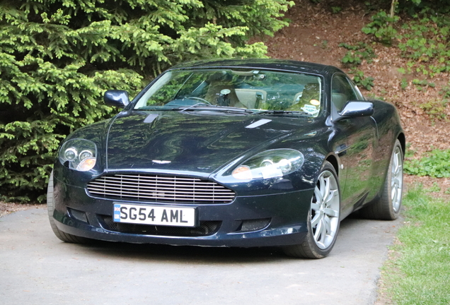 Aston Martin DB9