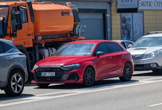 Audi RS3 Sportback 8Y 2025
