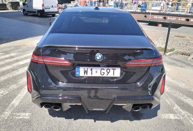 BMW M5 G90