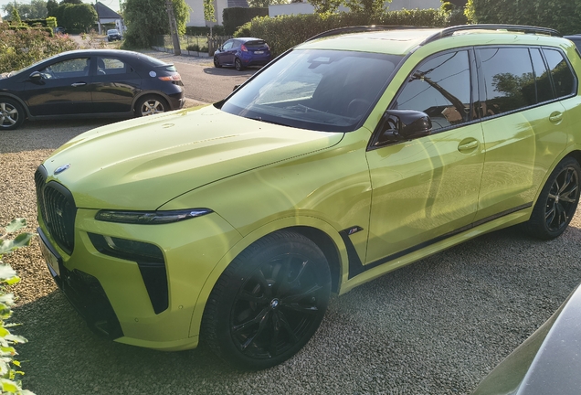 BMW X7 M60 G67