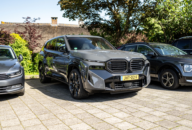 BMW XM G09