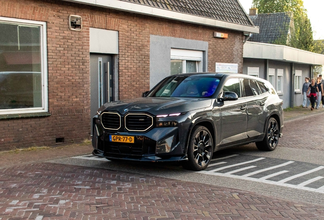 BMW XM G09