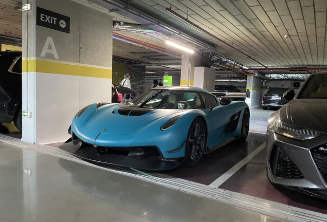 Koenigsegg Jesko Attack