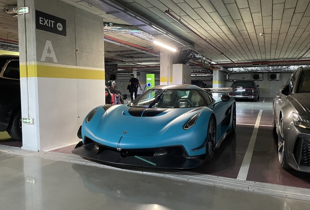 Koenigsegg Jesko Attack