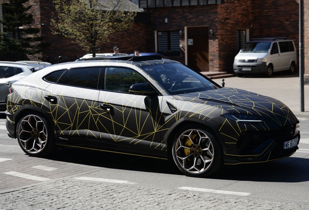 Lamborghini Urus Performante
