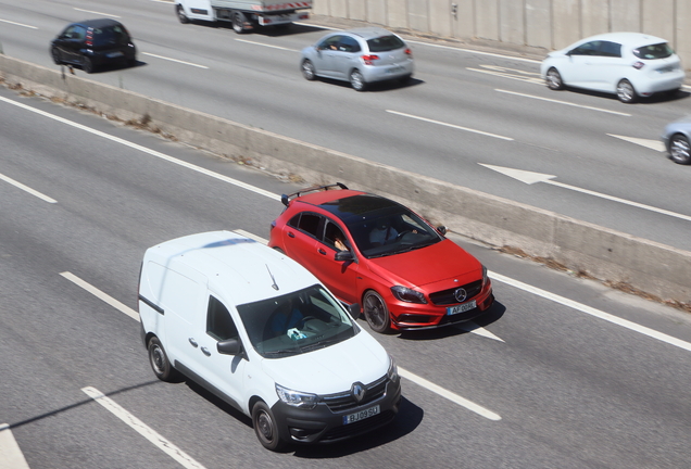 Mercedes-Benz A 45 AMG