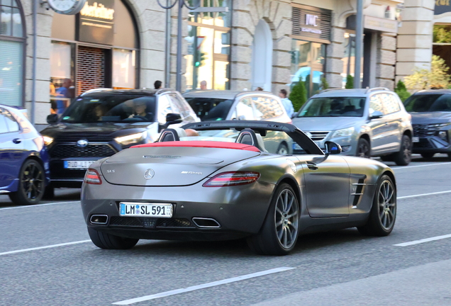 Mercedes-Benz SLS AMG Roadster