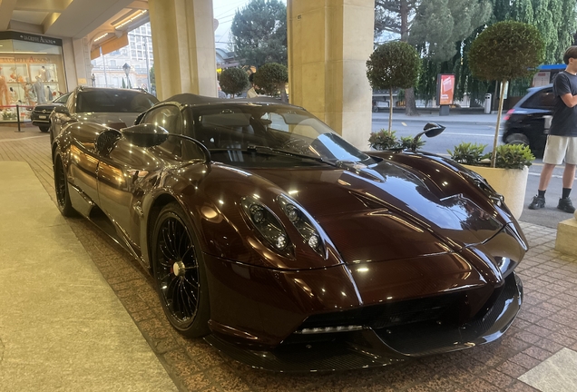 Pagani Huayra Roadster