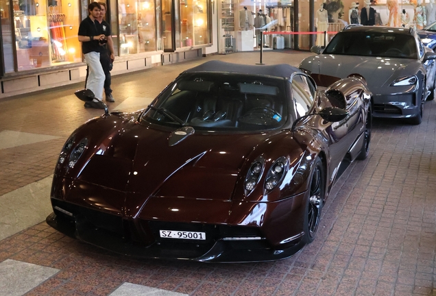 Pagani Huayra Roadster