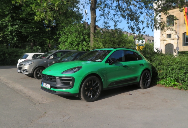 Porsche 95B Macan GTS MkII