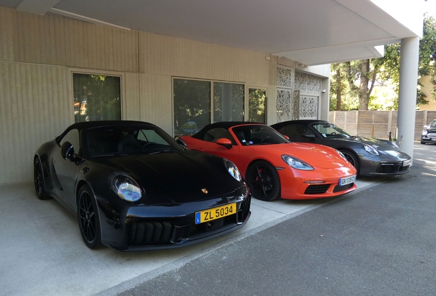 Porsche 992 Carrera 4 GTS Cabriolet MkII
