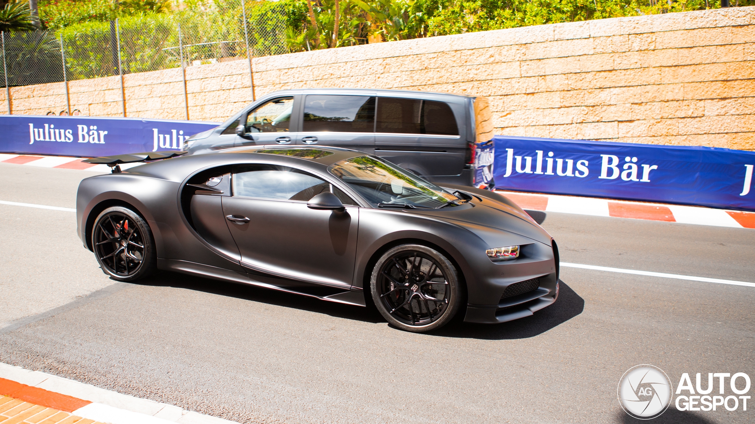 Bugatti Chiron Sport Noire Sportive