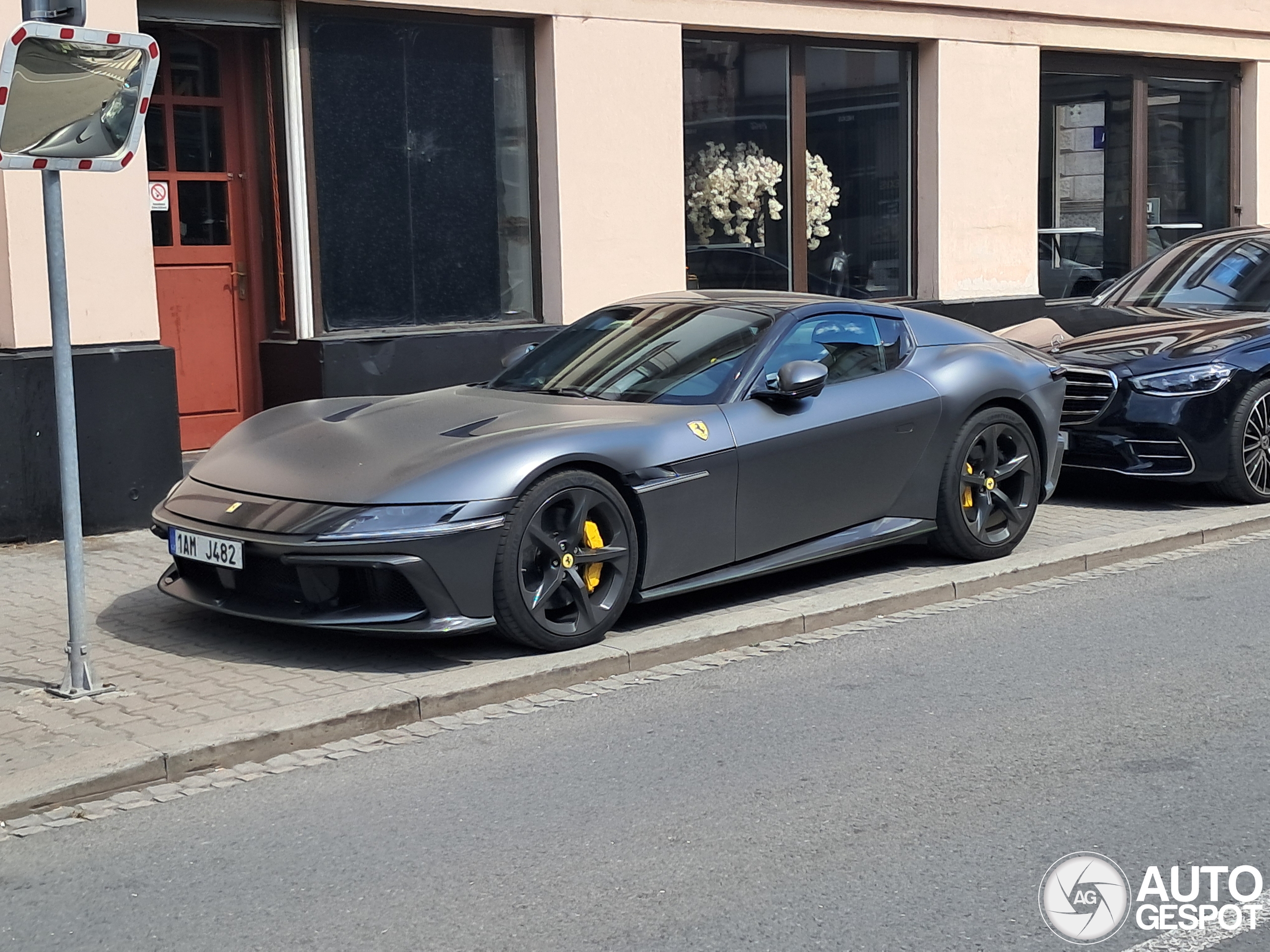 Ferrari 12Cilindri Spider