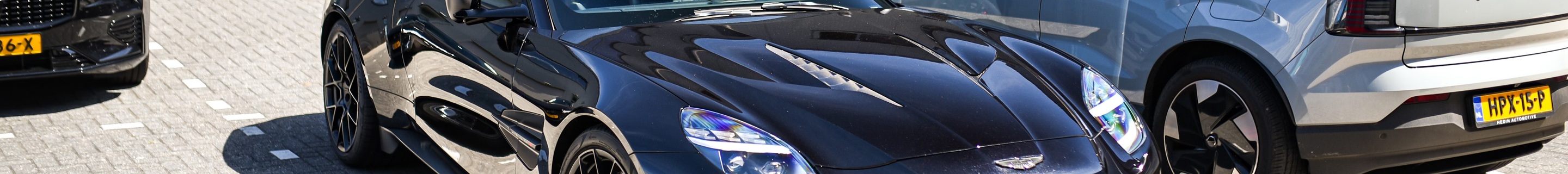 Aston Martin Vanquish 2025