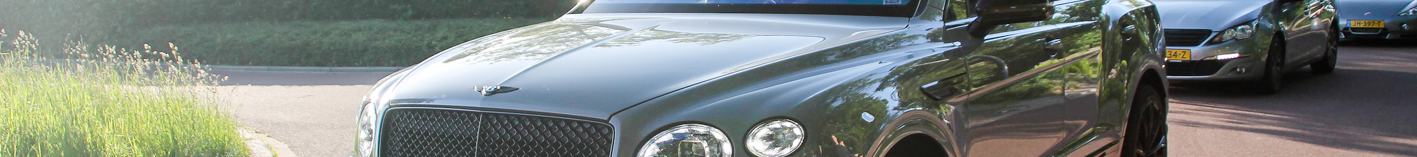 Bentley Bentayga V8 S 2022