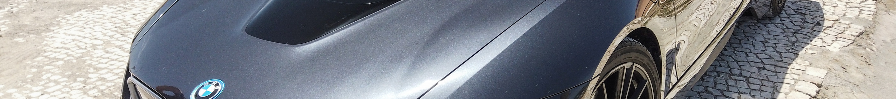 BMW i8 Roadster