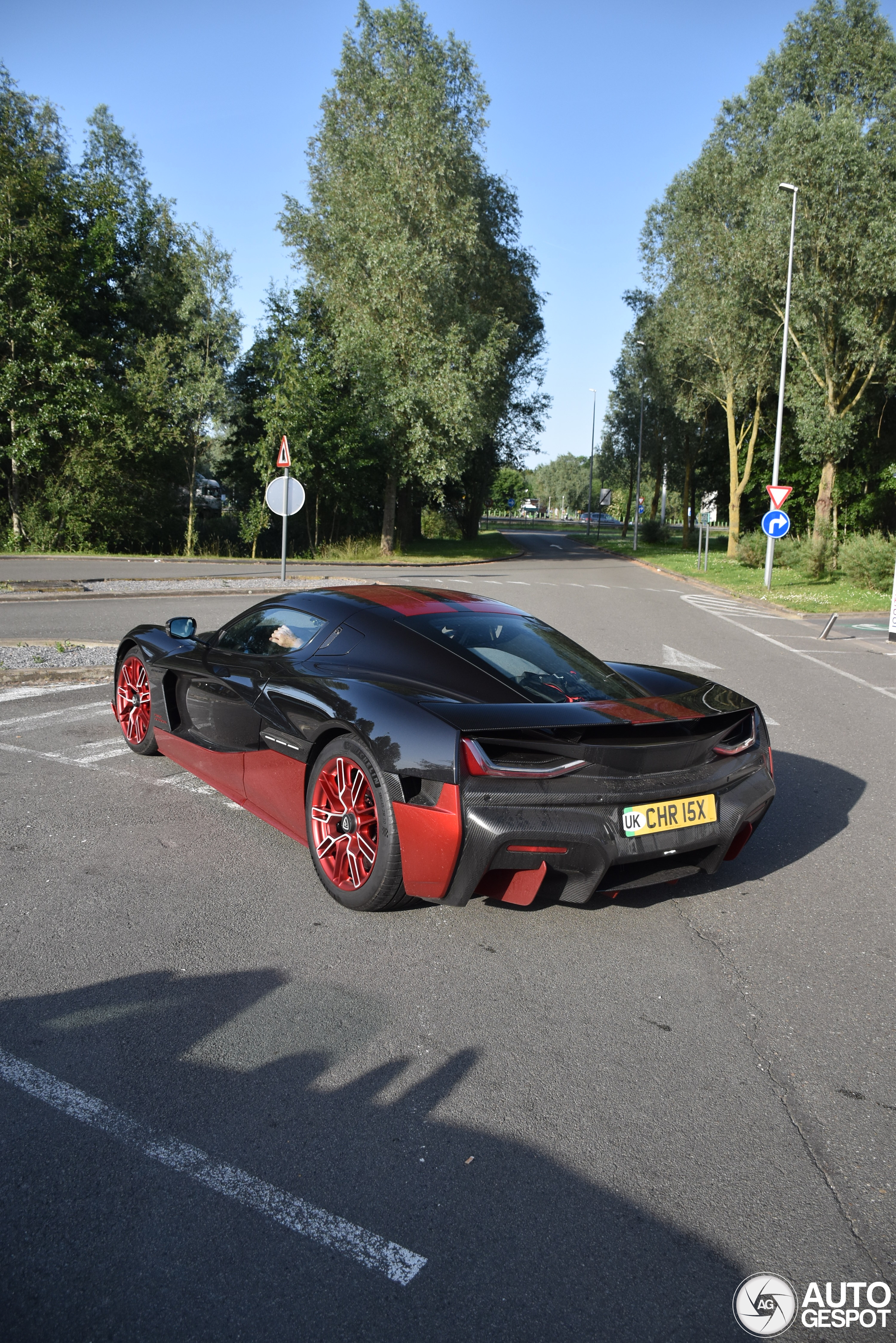 Even laden met de Rimac Nevera