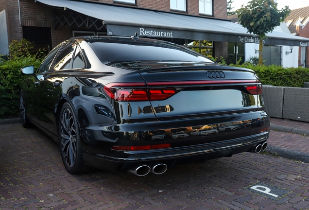 Audi S8 D5