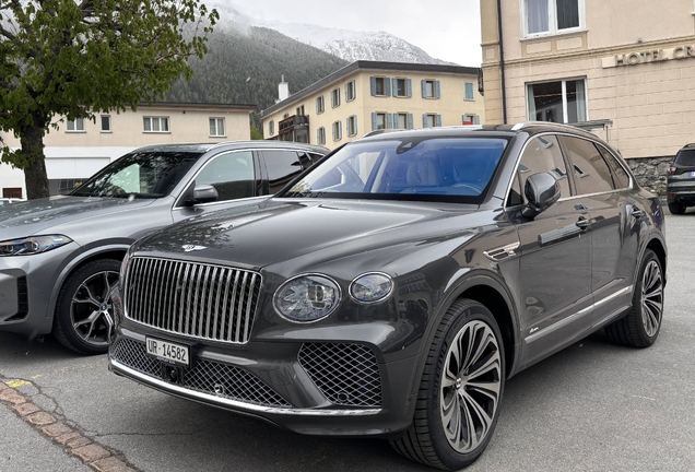 Bentley Bentayga Azure