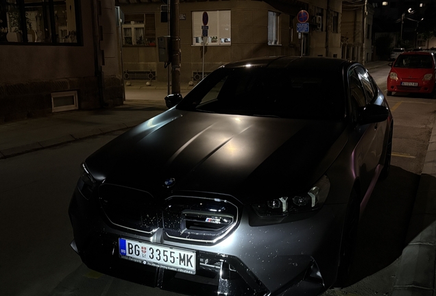 BMW M5 G90
