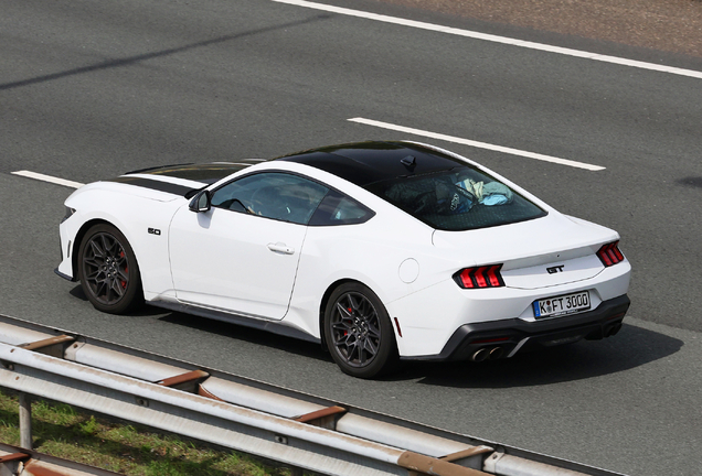 Ford Mustang GT 2024