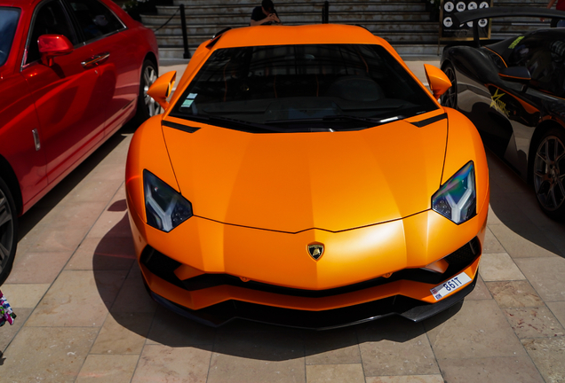 Lamborghini Aventador S LP740-4