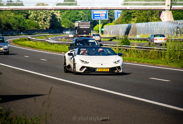Lamborghini Huracán LP640-4 Performante Spyder