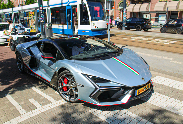 Lamborghini Revuelto