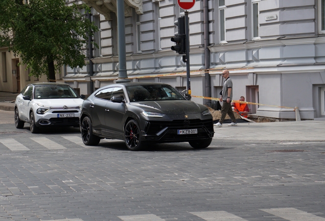 Lamborghini Urus S