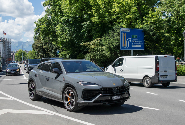 Lamborghini Urus SE