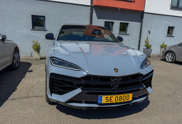 Lamborghini Urus SE