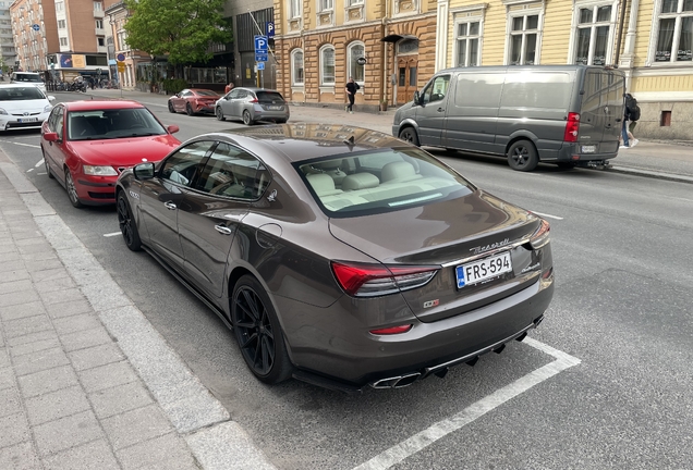Maserati Quattroporte GTS 2013