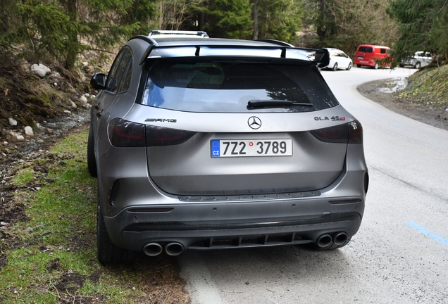 Mercedes-AMG GLA 45 S H247