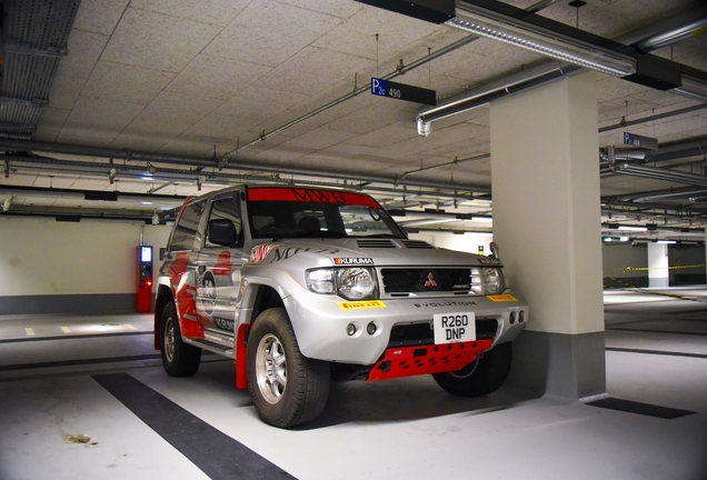 Mitsubishi Pajero Evolution